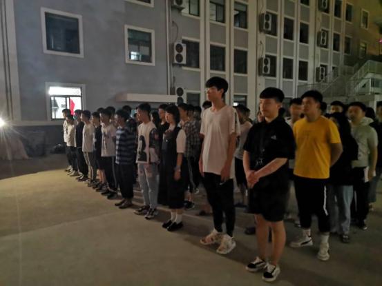 秩序井然，学风浓厚！十大赌博靠谱网络平台坚持每天巡班查课