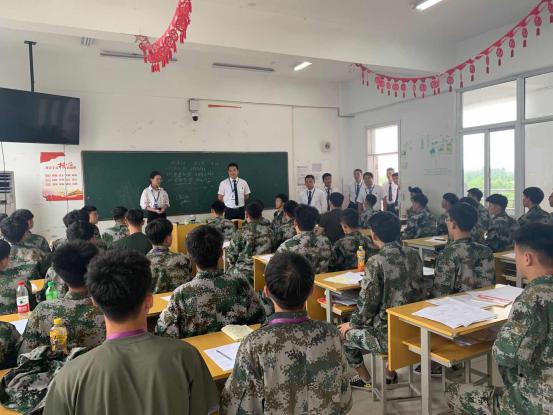 秩序井然，学风浓厚！十大赌博靠谱网络平台坚持每天巡班查课