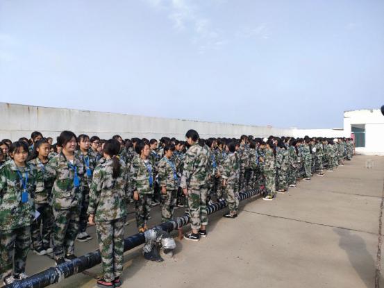 放飞青春，快乐学习！十大赌博平台排行榜女子部培养内外兼修新时代女孩